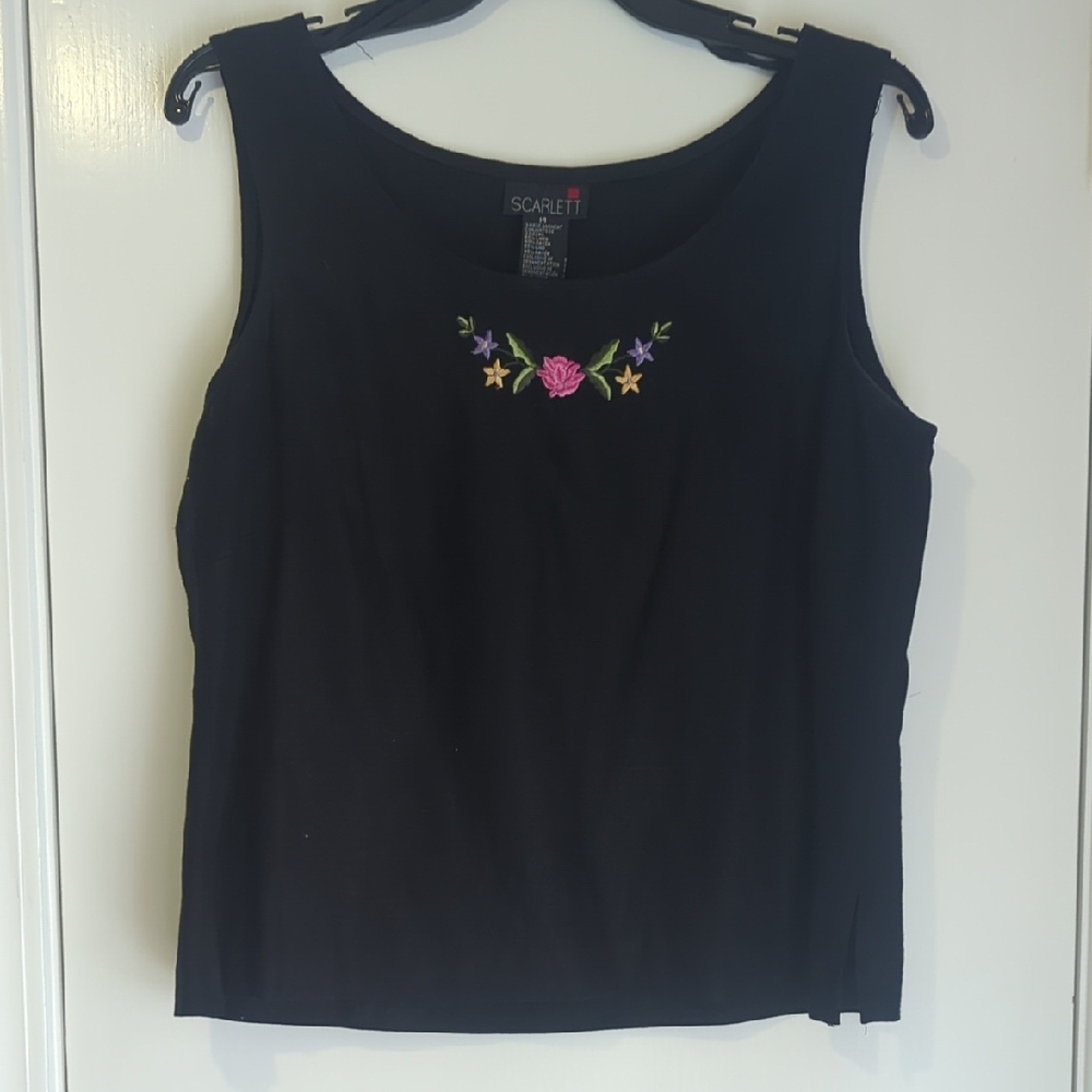 Linen Black Tank With Floral Detail